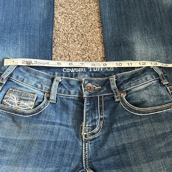 Cowgirl Tuff “Don’t Fence Me In” Jeans - Picture 4 of 7